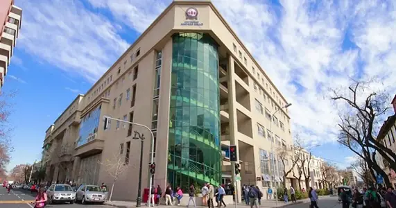 Universidad Andrés Bello