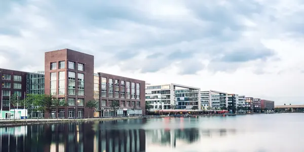 IU Internationale Hochschule